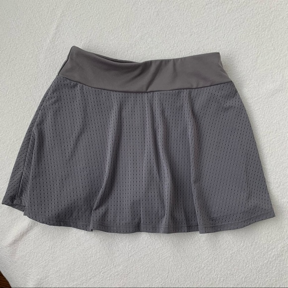 lululemon athletica Dresses & Skirts - Lululemon tennis skirt